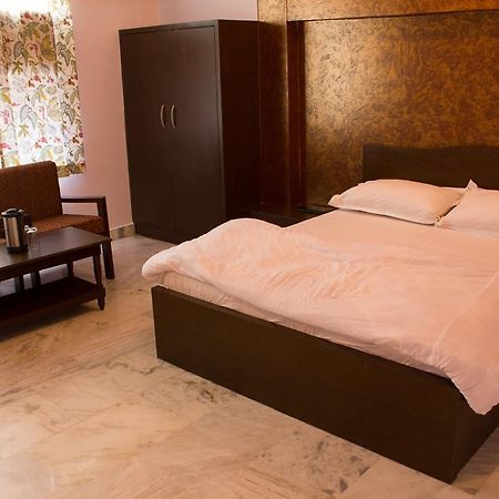 Hotel Holiday Home Джапур Экстерьер фото